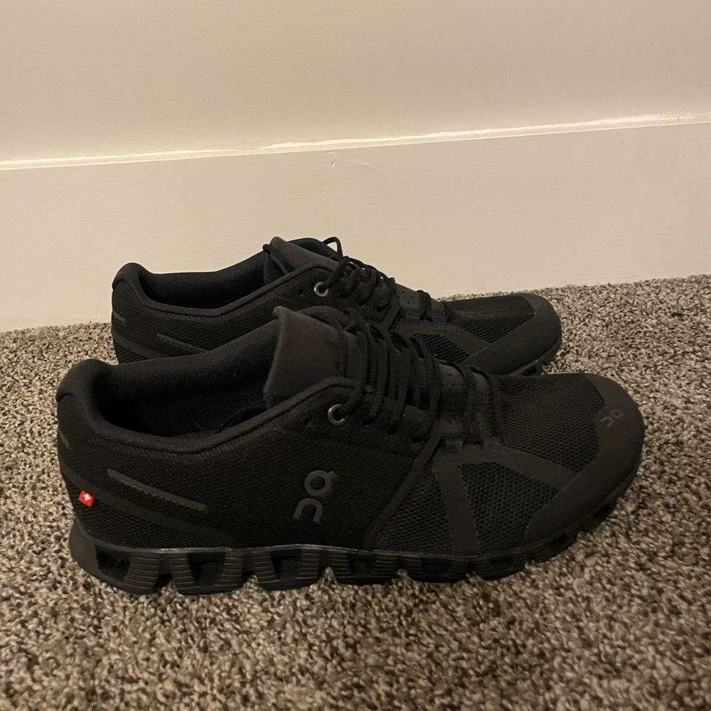 On Cloud Men's Running Shoes